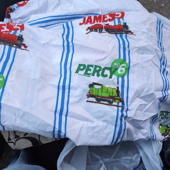 2013 GULLANE THOMAS THE TANK full size fitted sheet NICE CONDITION - Picture 6 of 6